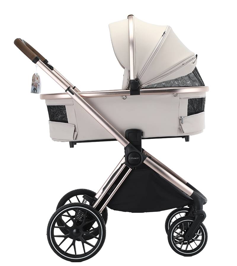 Gondola wózka dziecięcego Adamex Spark Champagne 2w1 z panelami wentylacyjnymi zapewniającymi cyrkulację powietrza