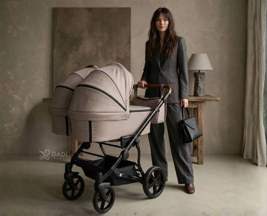 Elegancki wózek bliźniaczy Adbor Duo Lux 4w1 w nowoczesnym wnętrzu