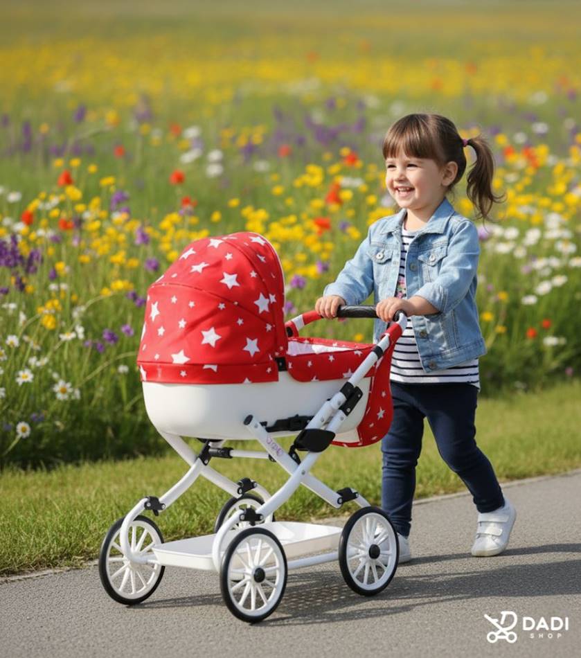 Wózek dla lalek Adbor VIKI 06 – czerwony z gwiazdkami, spacer w plenerze. sklep dadi-shop on line