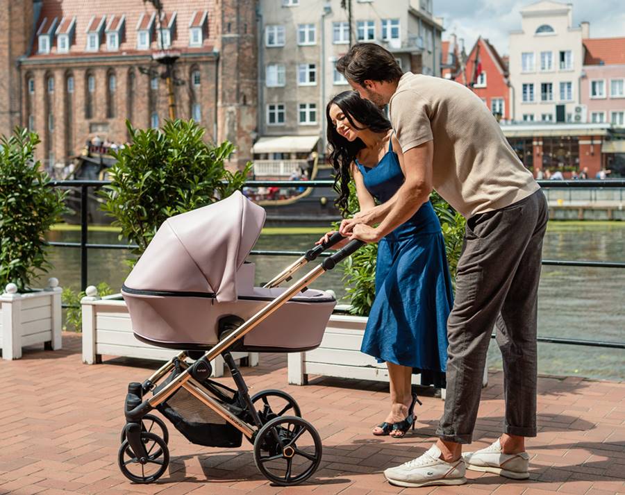 Kunert Arizo Premium – wózek dla niemowlaka, idealny na spacery z rodzicami, dostępny w Dadi Shop