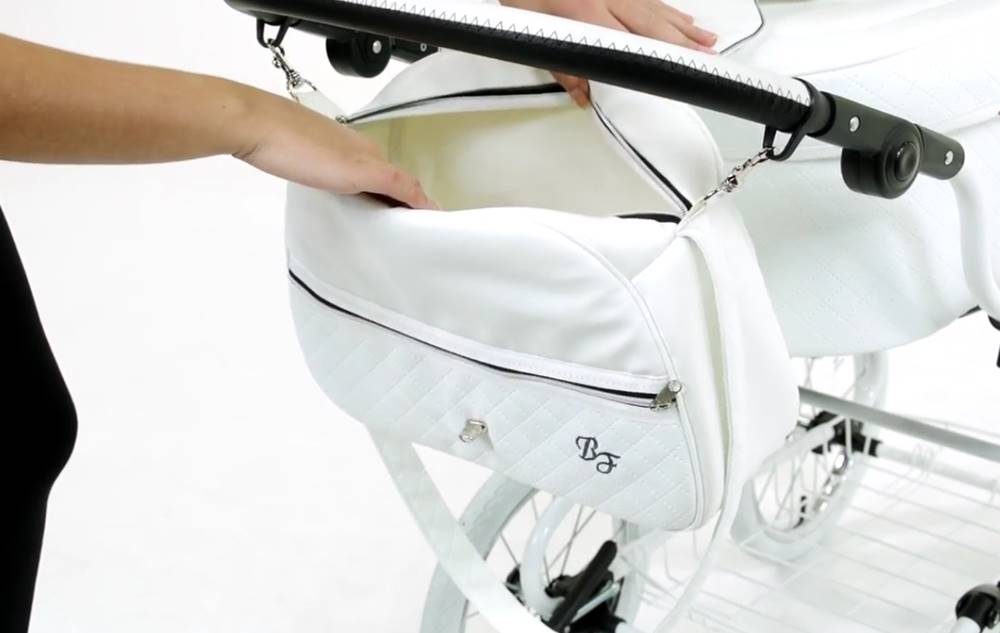 Pojemna torba pielęgnacyjna do wózka klasycznego Baby Fashion Isabell.