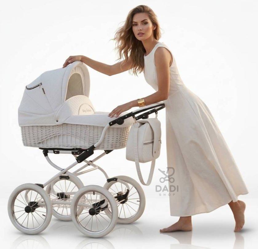 Klasyczny wózek retro 3w1 Scarlett w bieli z ręcznie plecioną wiklinową gondolą.