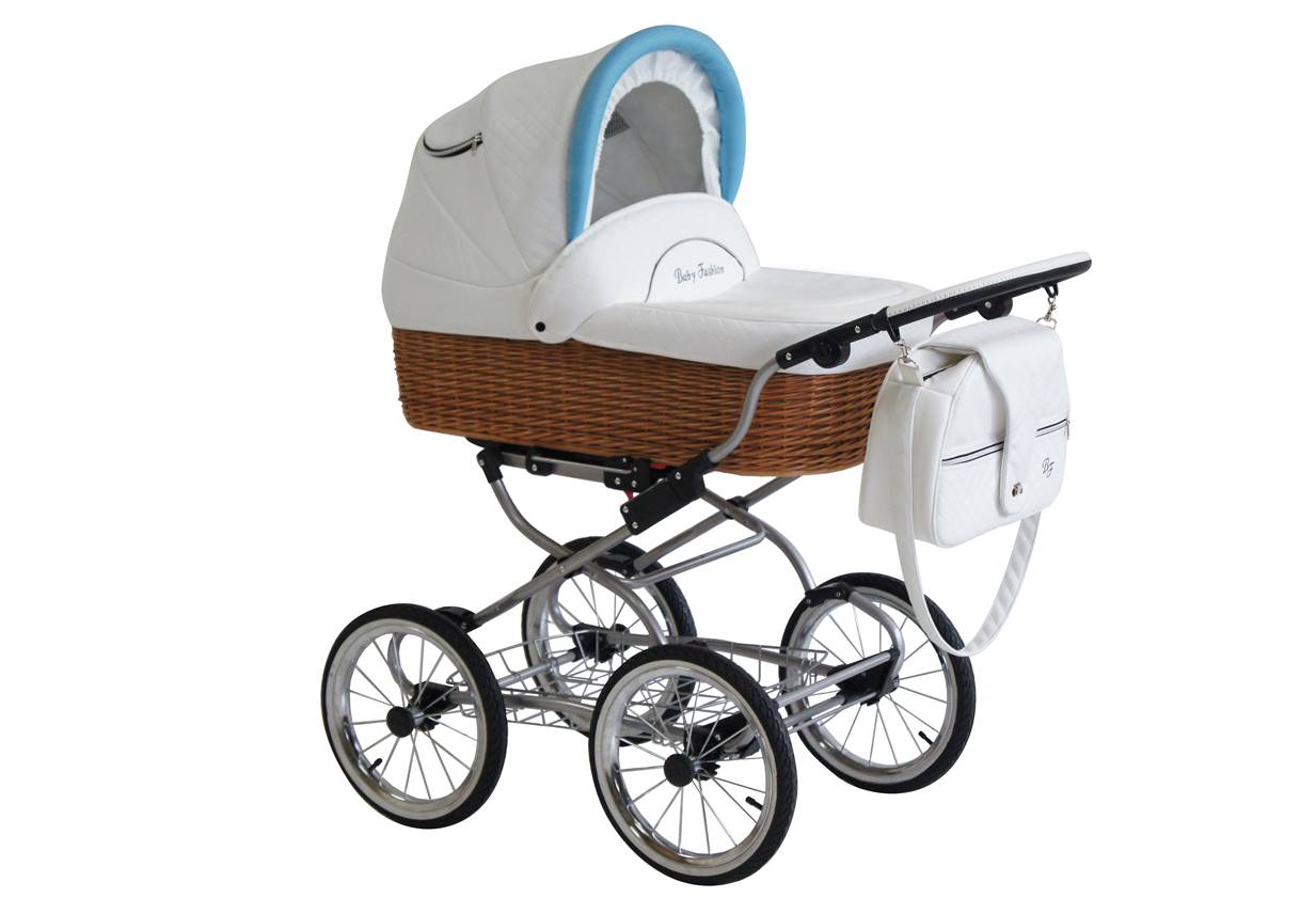 Klasyczny wózek retro Scarlett Baby Fashion z dużą wiklinową gondolą i chromowanym stelażem.