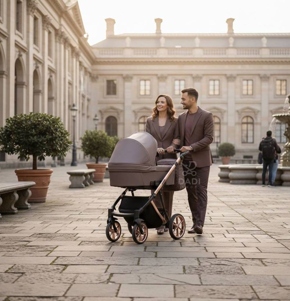Rodzice spacerują z wózkiem dziecięcym Coletto Dante 3w1 w miejskiej scenerii – lekki, stabilny i funkcjonalny wózek dziecięcy na każdy spacer.