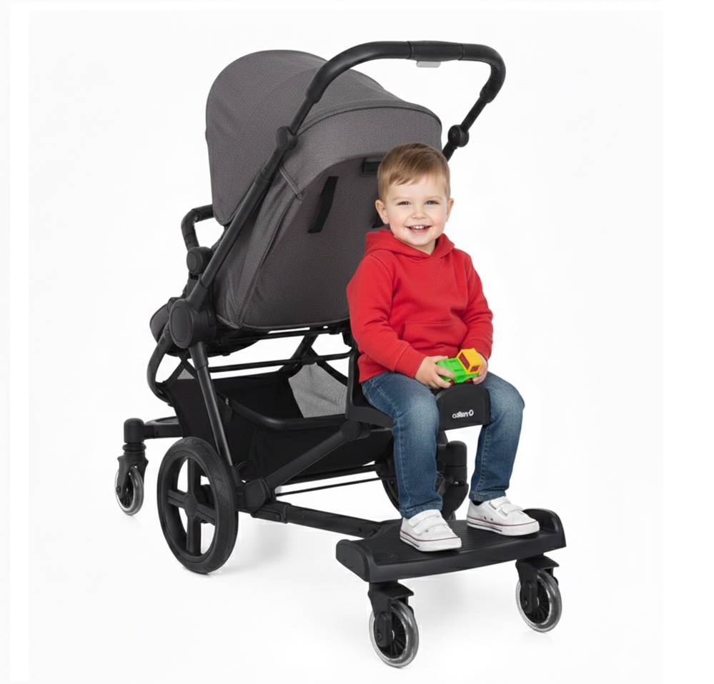 Colibro Board – dziecko siedzące na siedzisku dostawki do spacerówki.