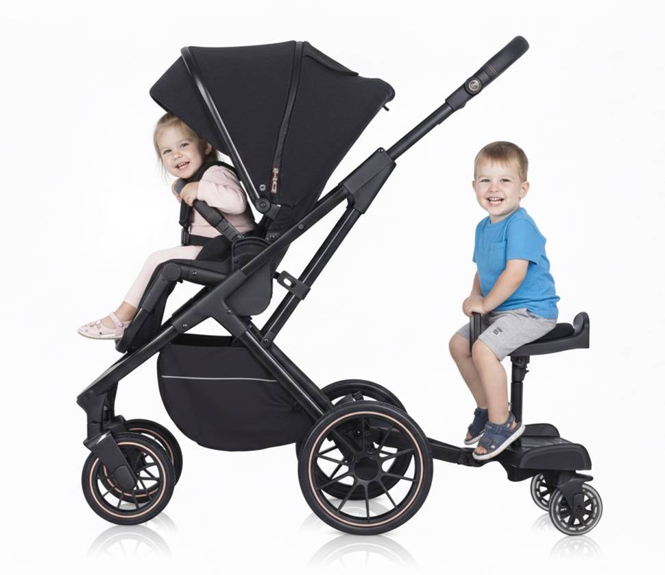 Colibro Board – studio, dwoje dzieci, jedno w wózku, drugie siedzi na dostawce | dadi-shop