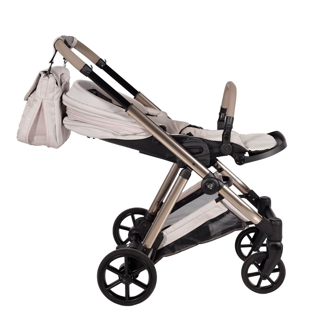 pozycja do spania w wózku junama ellegante spacerowym 02 beige