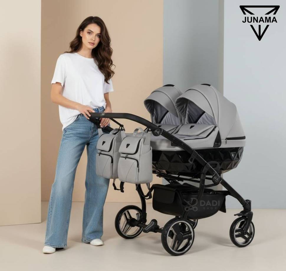 Wózek dla bliźniąt obok siebie Junama Duo grey – casualowa sesja studyjna