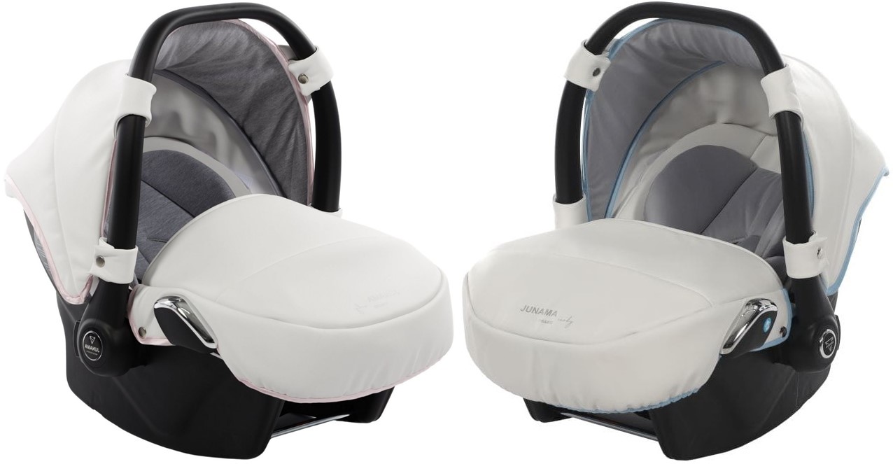 Dwa foteliki Avionaut do wózka Junama Candy Duo V2 w kolorze białym z akcentami różu i błękitu.