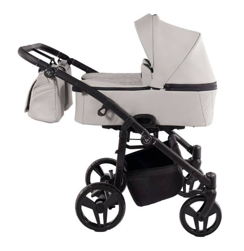 Nowoczesny stelaż wózka bliźniaczego Junama Duo V3 Eco Black & Gold o szerokości 78 cm – lekki i wytrzymały. dadi-shop