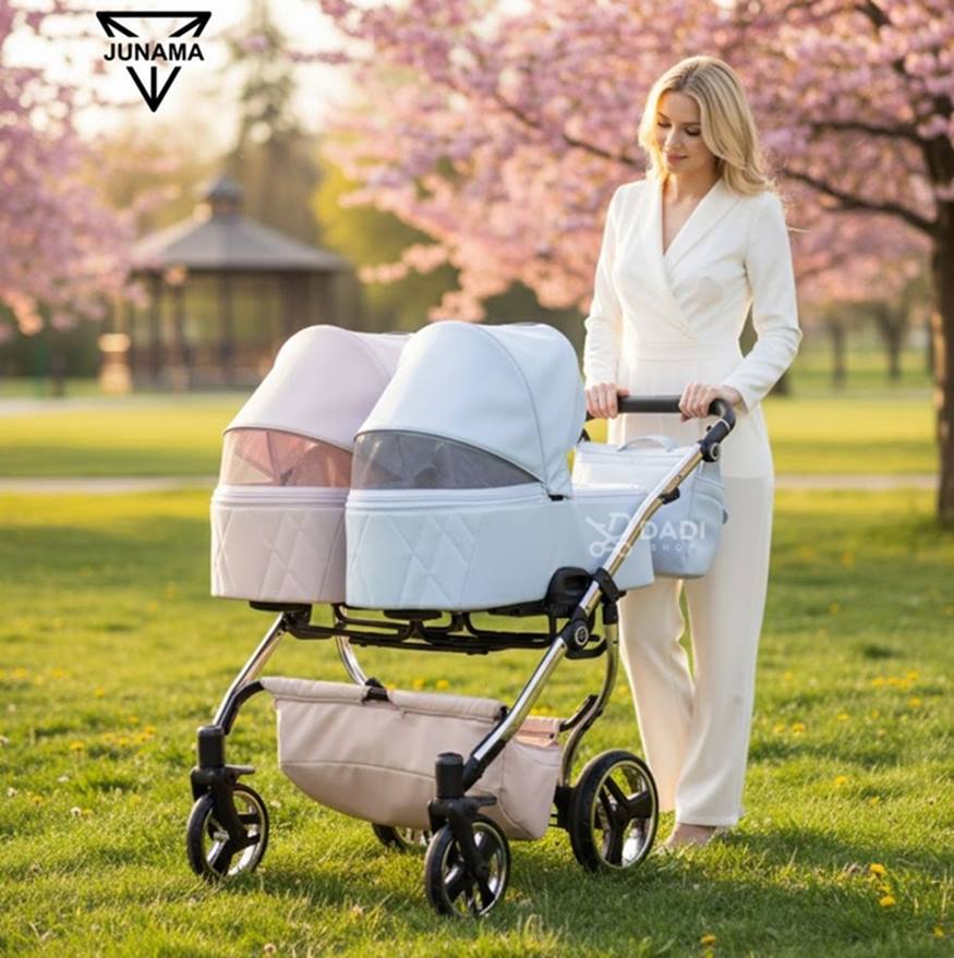 Wózek bliźniaczy Junama Duo V3 Eco 3w1 róż i błękit – sesja lifestyle z modelką
