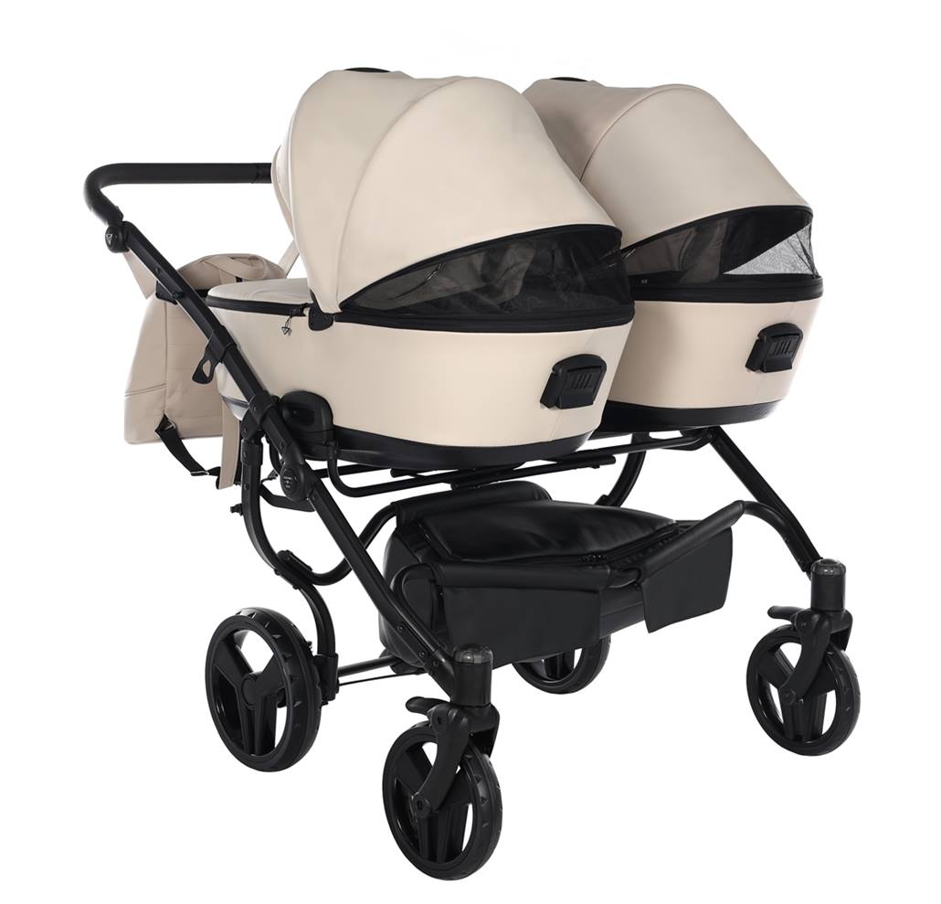 Gondole Junama Space Duo ECO z regulowanym oparciem, panelem wentylacyjnym i budką z dodatkowym daszkiem zapewniają zdrowy mikroklimat podczas spaceru.