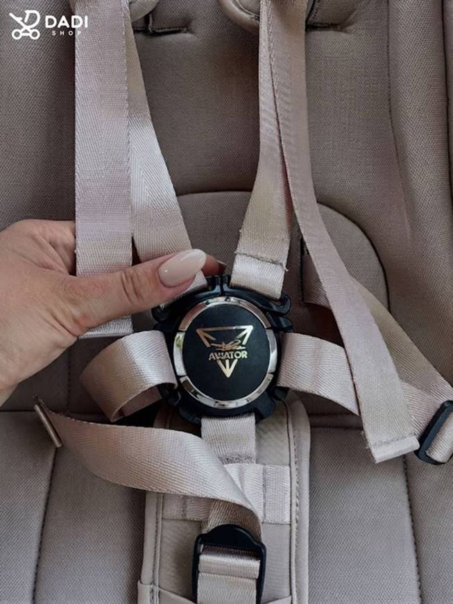 Klamra  i pasy w spacerówce Junama Aviator Carbon