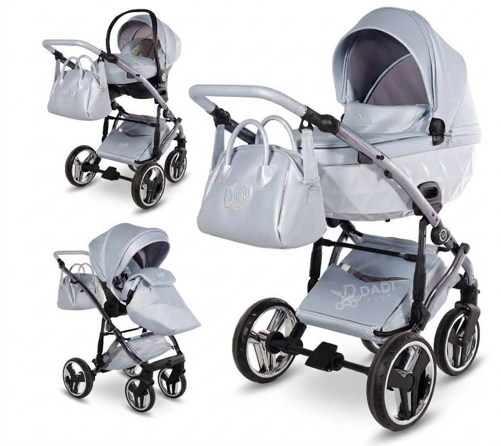 Junama Candy Premium 03 Blue 3w1 – wielofunkcyjny błękitny wózek dziecięcy z gondolą, spacerówką i fotelikiem samochodowym na białym tle.