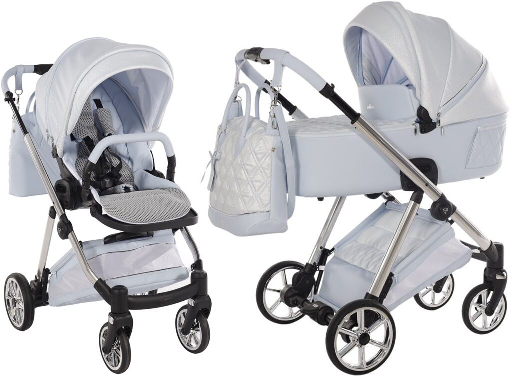 Zestaw 2w1 Junama Ellegante Lame 03, jasnoniebieski, na białym tle. Wersja spacerowa (lewa) i gondola (prawa) z dopasowaną, pikowaną torbą.