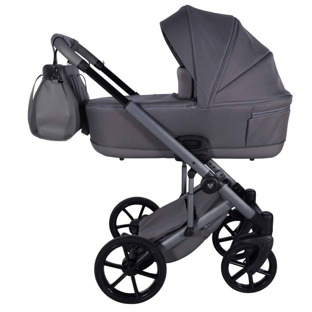Gondola Junama Ellegante Termo 3w1 01 Grey wykonana z lekkiego materiału EPP.