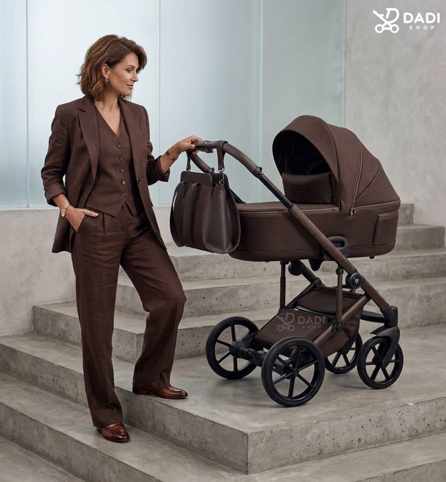 Elegancka sesja z wózkiem Junama 4w1 Chocolate w stylu premium lifestyle.