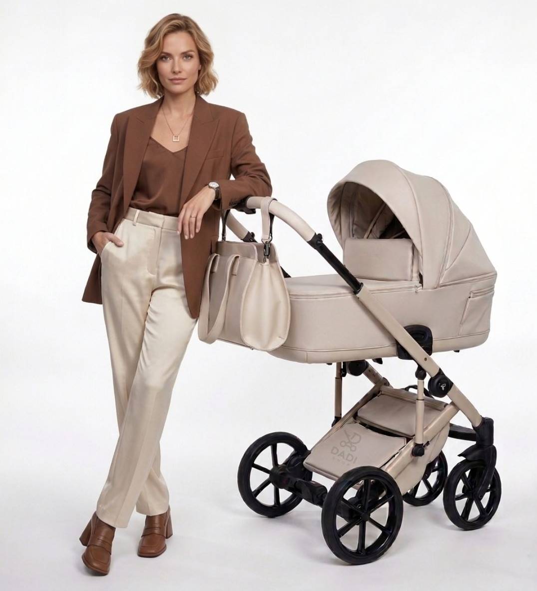 Wózek wielofunkcyjny Junama Termo Ellegante Termo Line – prezentacja z modelką