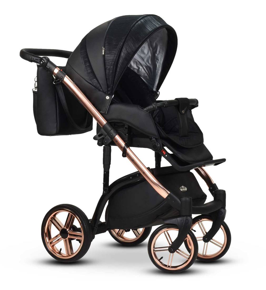 Czarna spacerówka Wiejar Monte Negro na miedzianym stelażu. Wózek z regulowanym oparciem, podnóżkiem i 5-punktowymi pasami bezpieczeństwa.