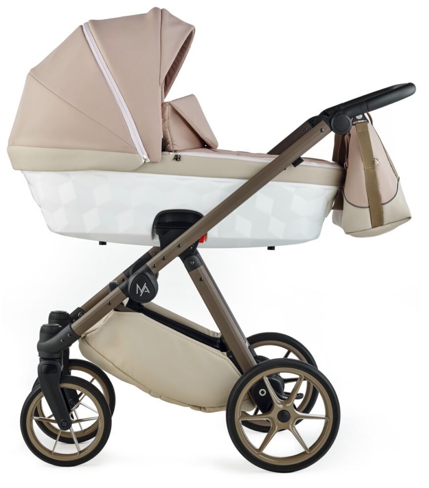 Wózek 3w1 Natoni Elegance Beige – prezentacja gondoli z profilu w jasnym beżowym kolorze, elegancki model dziecięcy, sklep Dadi-Shop