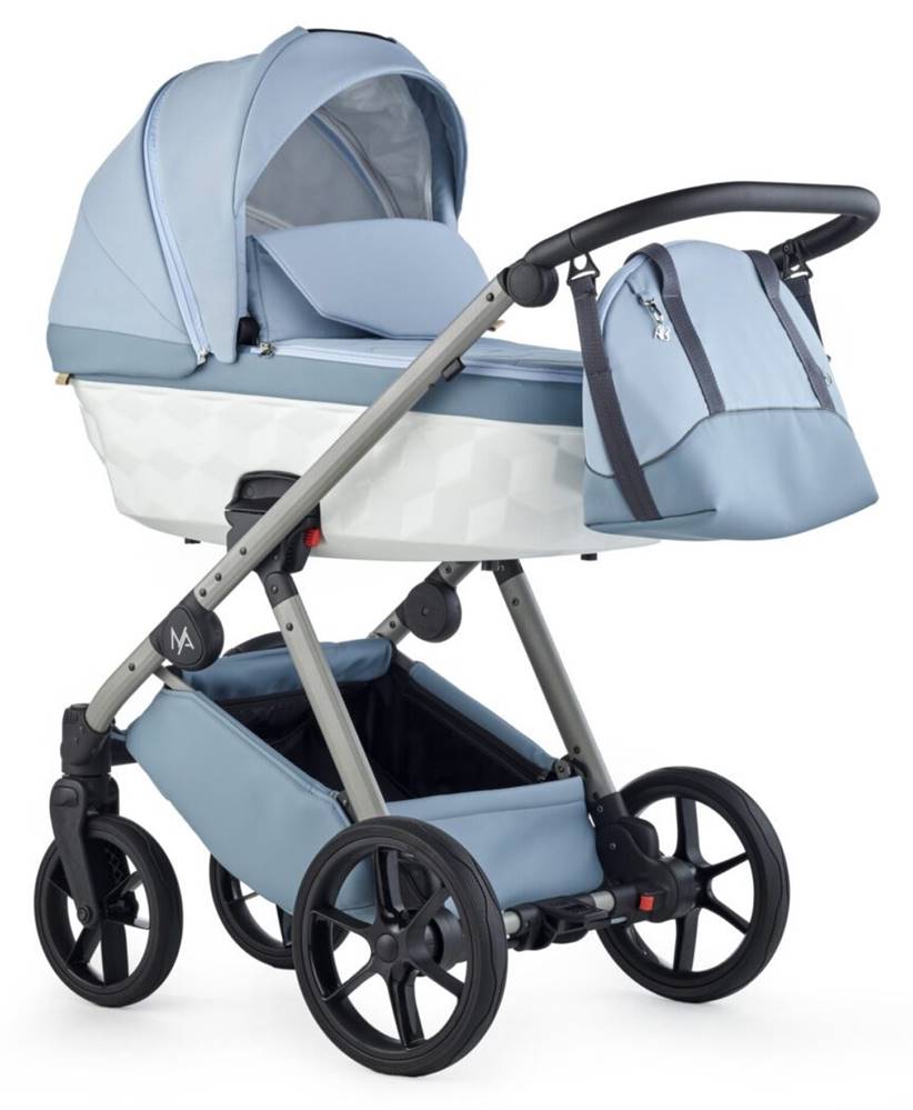 Wózek dziecięcy Natoni Abis w kolorze Powder Blue – gondola ustawiona przodem, model głęboki w wersji  3w1