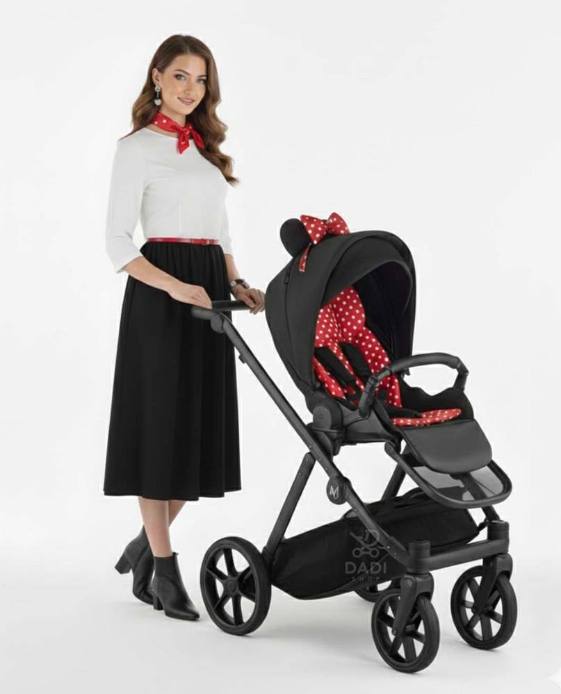 Wózek spacerowy Natoni Joy New, czarny, z motywem Myszki Mickey. Specyfikacja: do 22 kg, aluminiowa rama, koła żelowe, siedzisko przekładane