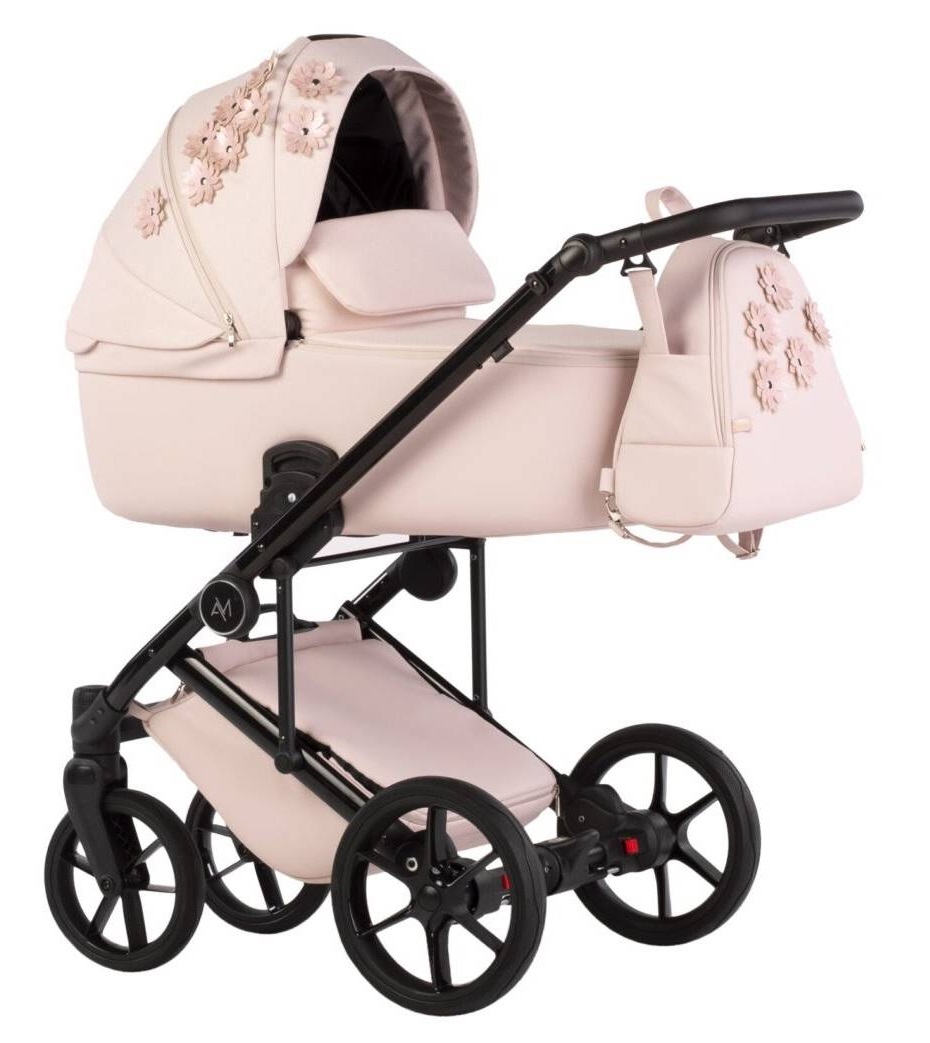 Polski wózek Natoni Vespa Blossom w kolorze Bubblegum, dostępny w sklepie Dadi Shop.