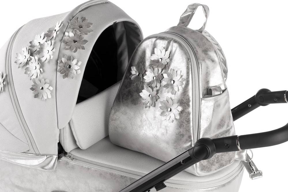 Torba do wózka dziecięcego Natoni Vespa Blossom w kolorze Silver – praktyczny dodatek do zestawu 2w1, 3w1 i 4w1, sklep Dadi Shop