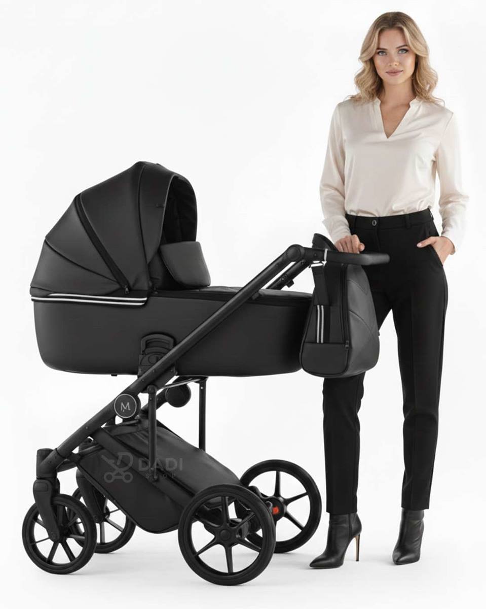 Wózek dla niemowlaka 4w1 Natoni Vespa Eco Ink w studio – elegancja i funkcjonalność w nowoczesnym designie.