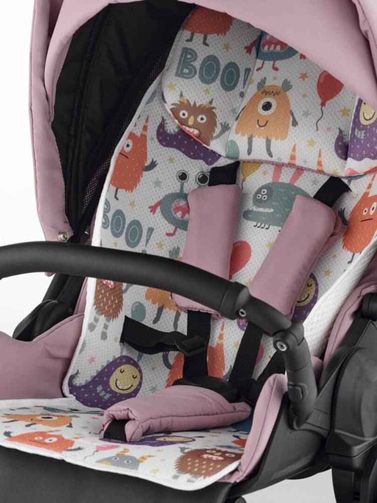 5-punktowe pasy bezpieczeństwa w wózku spacerowym Joy New od Natoni z zabezpieczeniem na pasy i barierką ochronną, dostępny w sklepie Dadi-Shop.