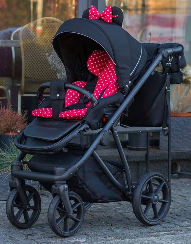 Stylowa spacerówka do miasta Natoni Joy New – lekki wózek spacerowy, widok z przodu