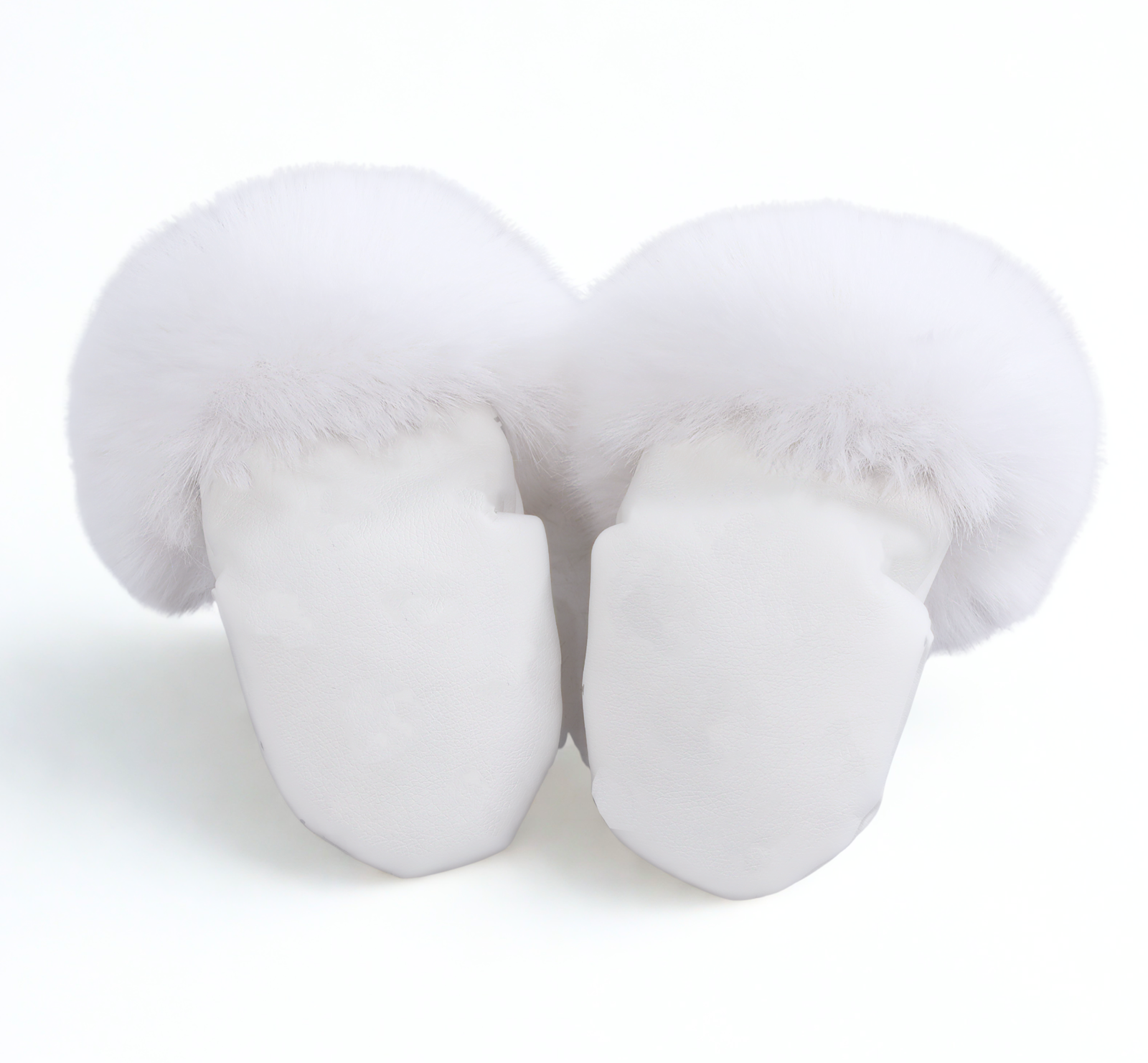 ciepłe mufki JUNAMA - TAKO Baby – elegancki dodatek, który uzupełnia wózek dla lalek w zestawie.